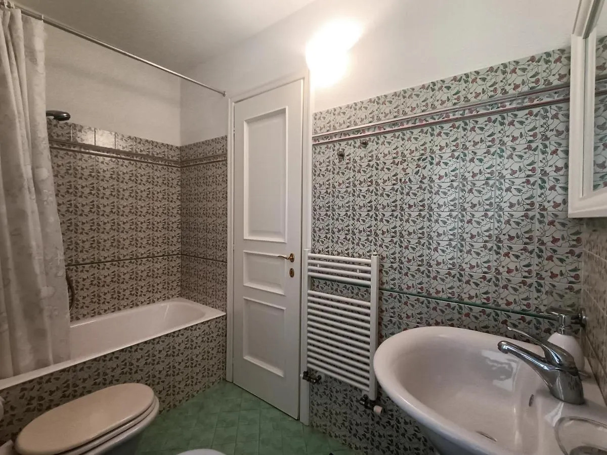 Apartment Altido Villa Milva With Car Park Beside The Beach Paraggi