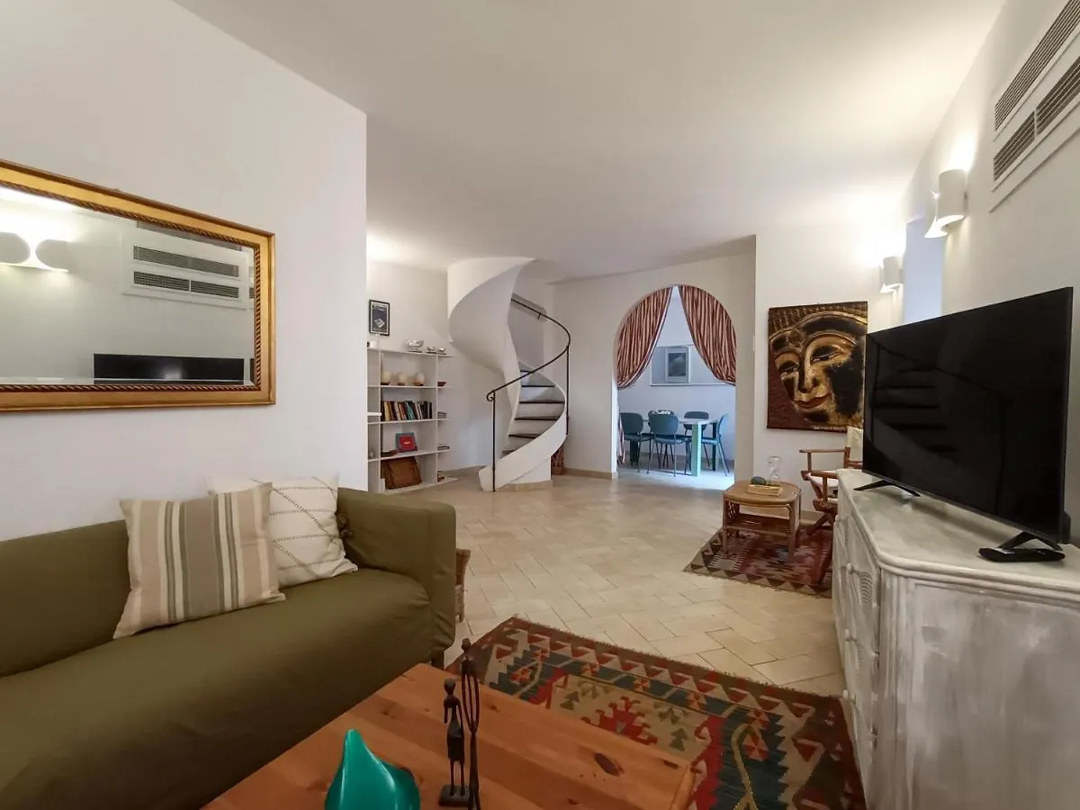 Apartment Altido Villa Milva With Car Park Beside The Beach Paraggi Italy